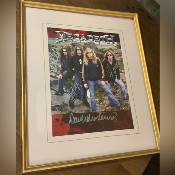 Signed Megadeth Picture - Picture 2 of 2